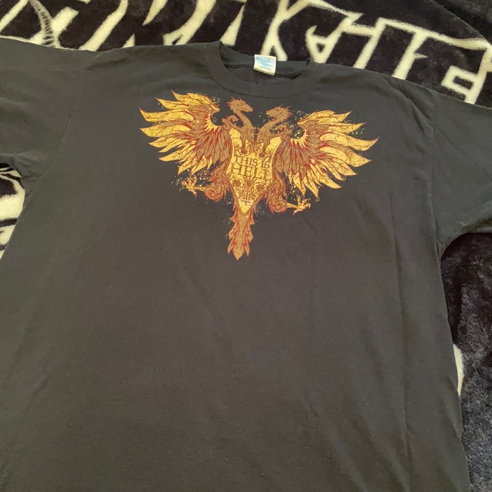 🚨Vintage This Is Hell Band Tee🚨